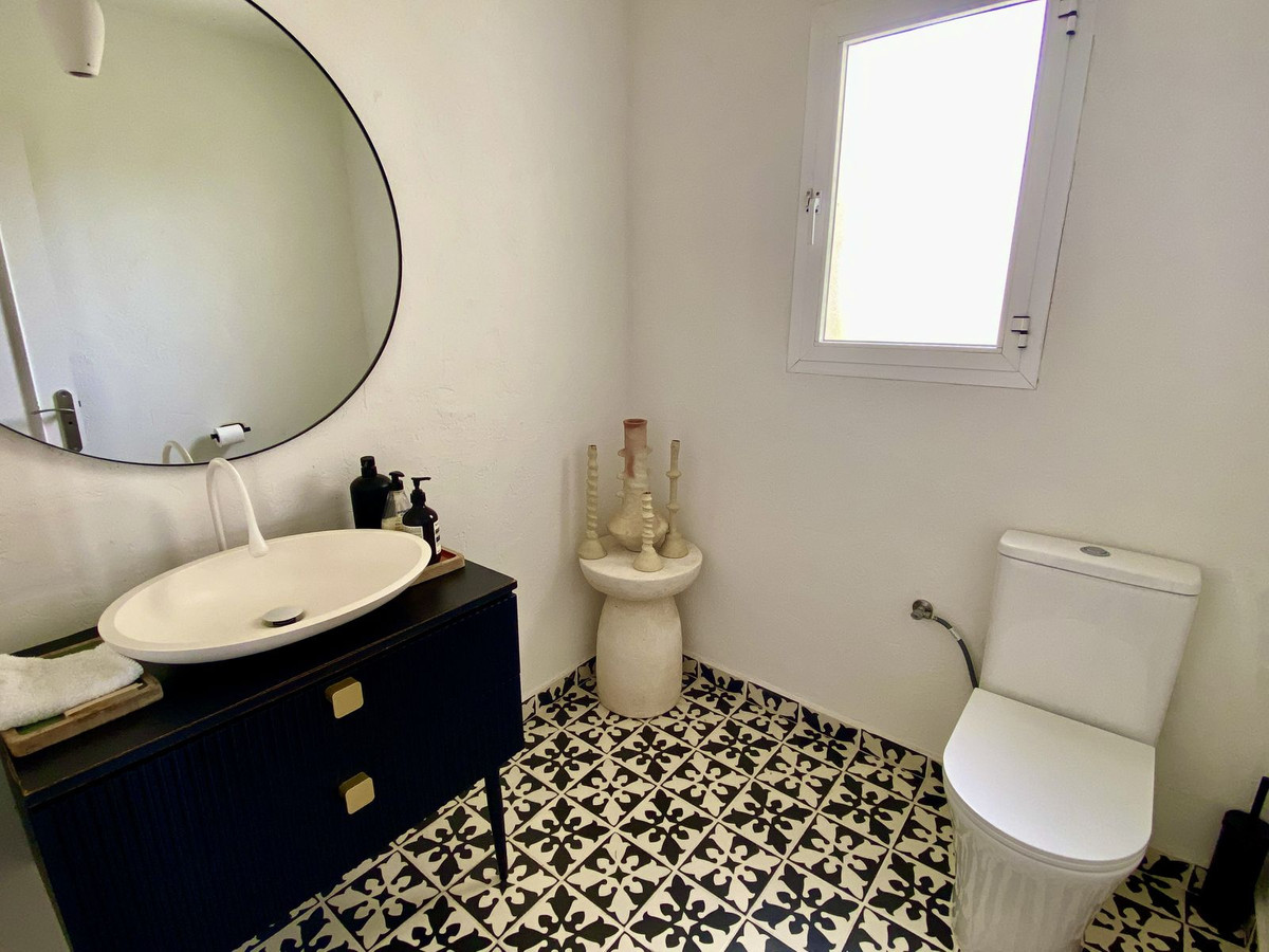 Huis te koop in El Padron | 4 slaapkamers H5388181