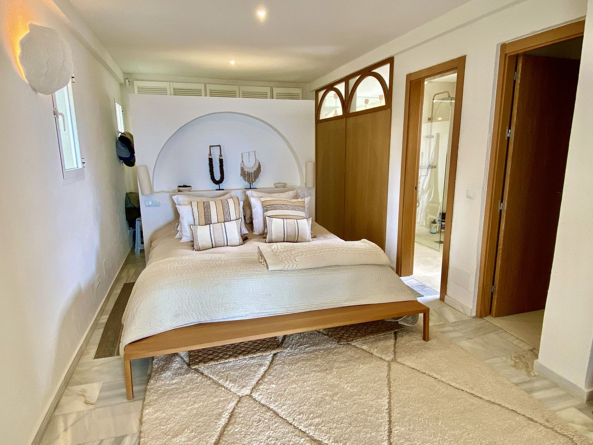 Huis te koop in El Padron | 4 slaapkamers H5388181