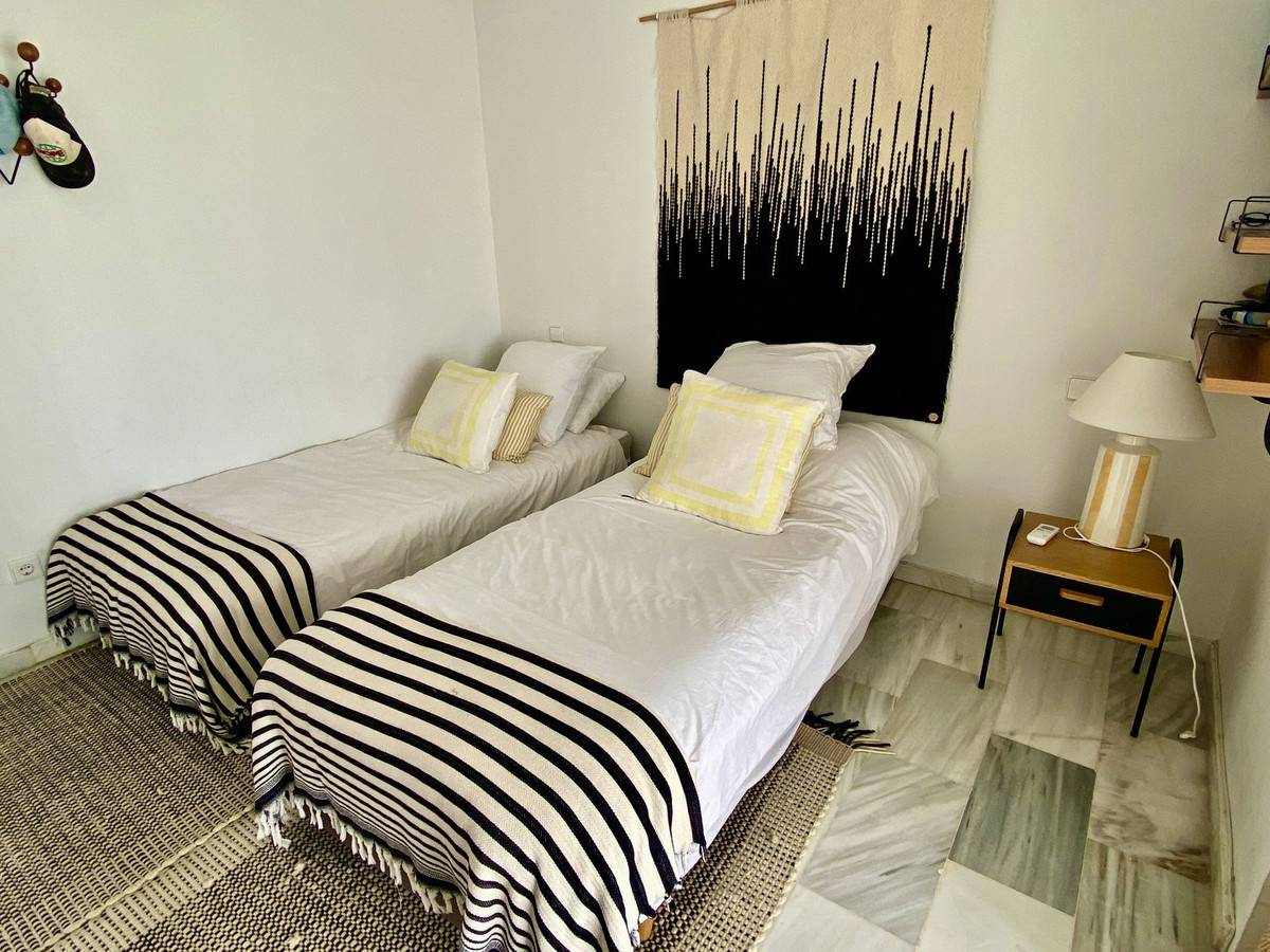 Huis te koop in El Padron | 4 slaapkamers H5388181