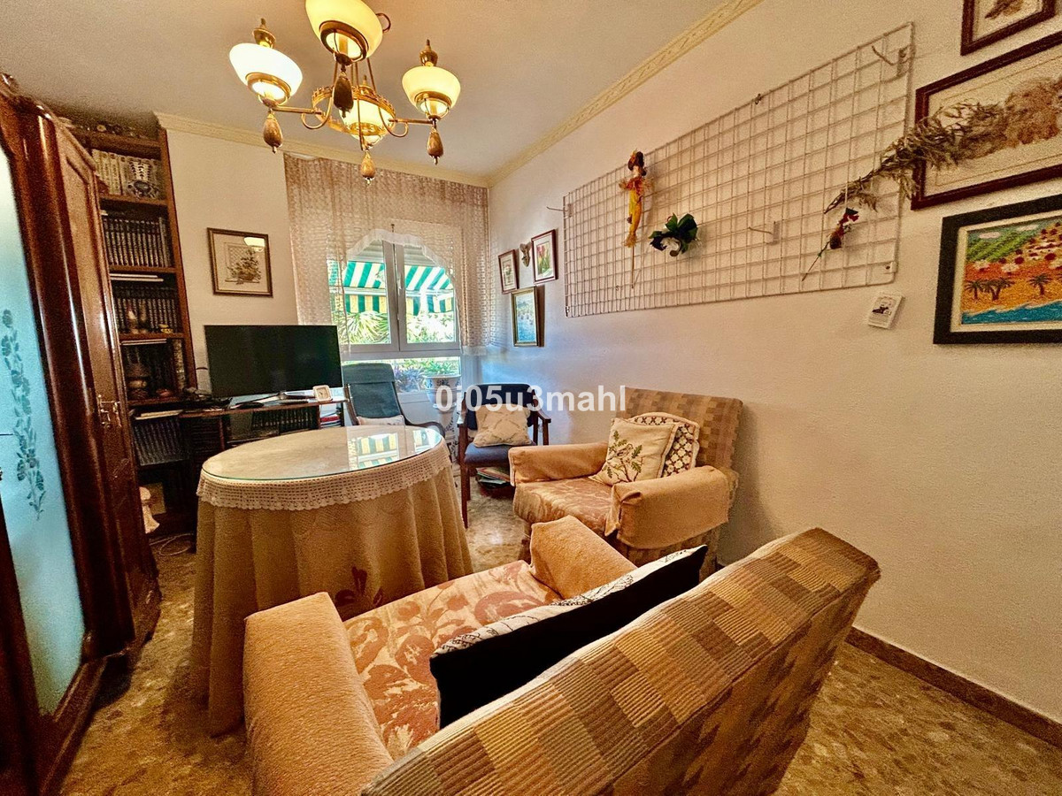 Appartement te koop in El Palo | 4 slaapkamers H5083714