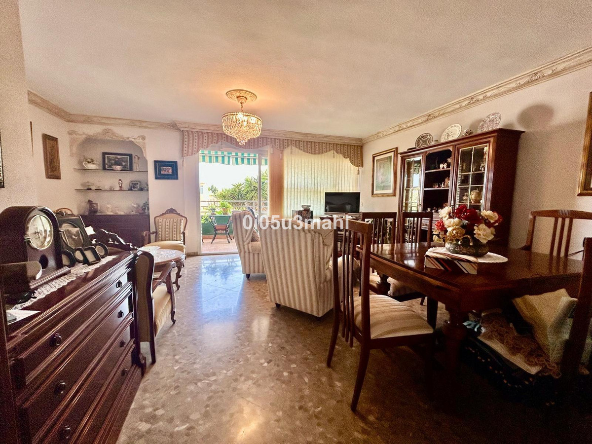 Appartement te koop in El Palo | 4 slaapkamers H5083714