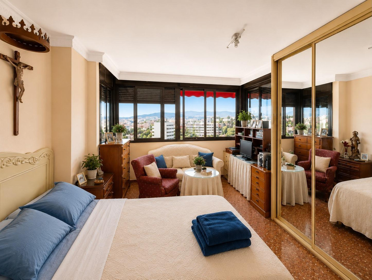 Penthouse te koop in El Palo | 4 slaapkamers H5402737