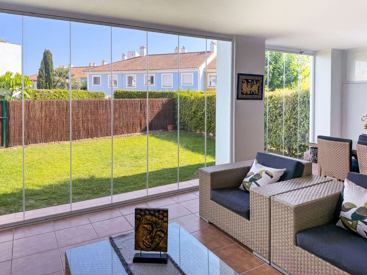 Appartement te koop in El Paraiso | 2 slaapkamers H4671403