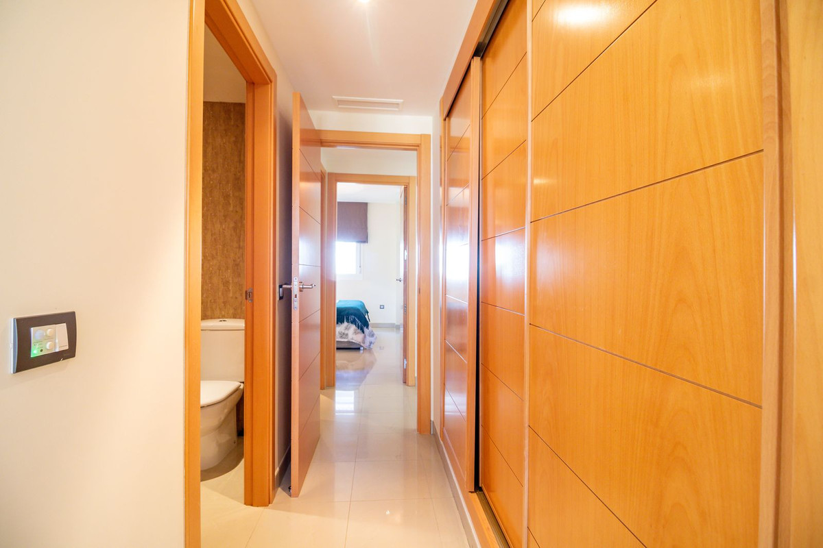 Appartement te koop in El Paraiso | 2 slaapkamers H4671403