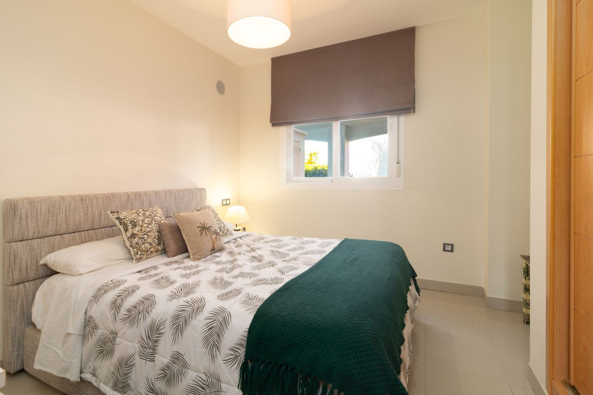 Appartement te koop in El Paraiso | 2 slaapkamers H4671403