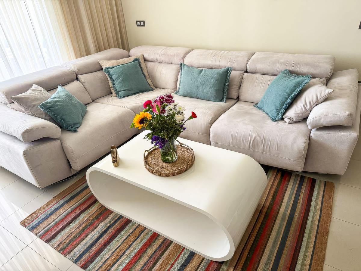 Appartement te koop in El Paraiso | 2 slaapkamers H4671403