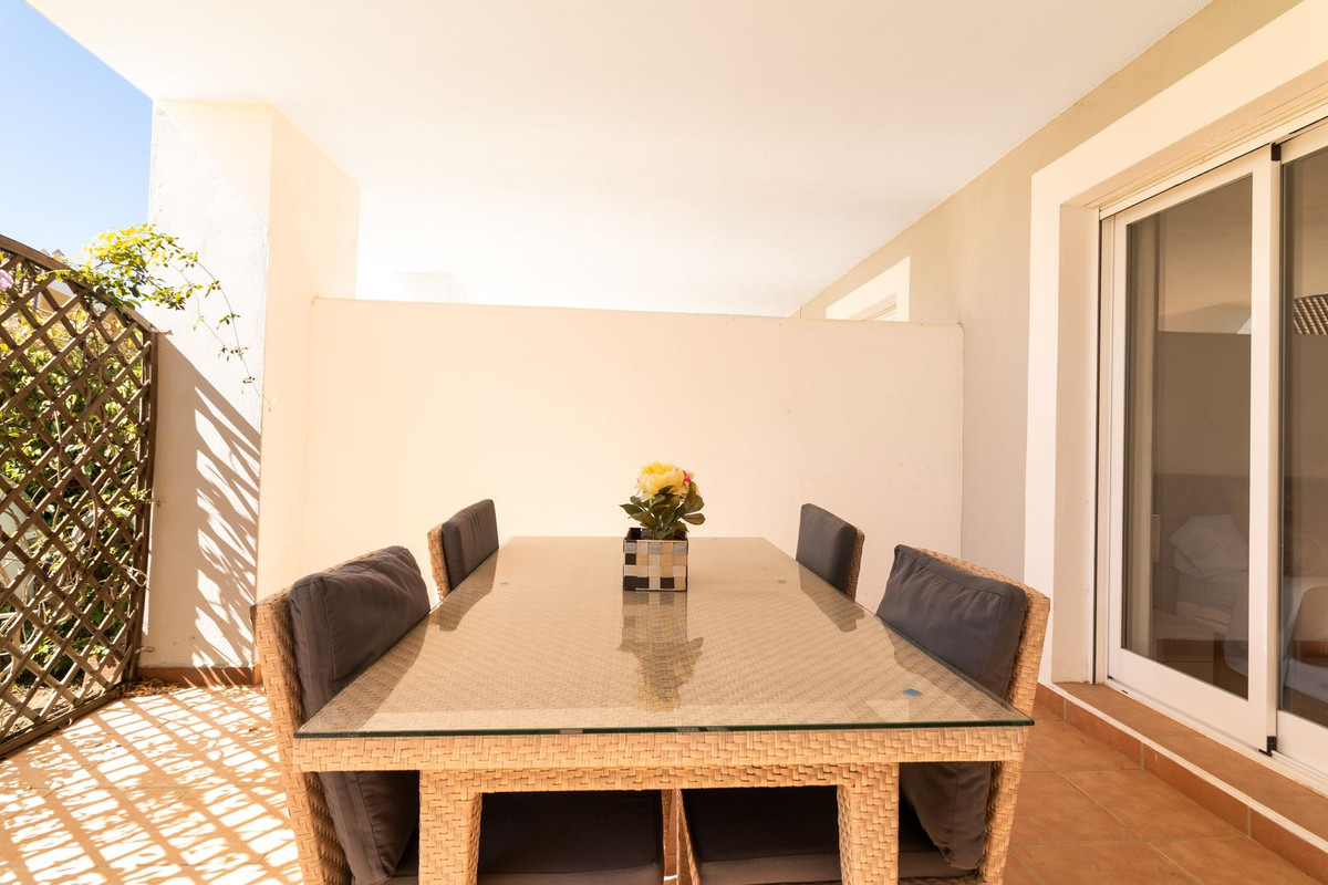 Appartement te koop in El Paraiso | 2 slaapkamers H4671403