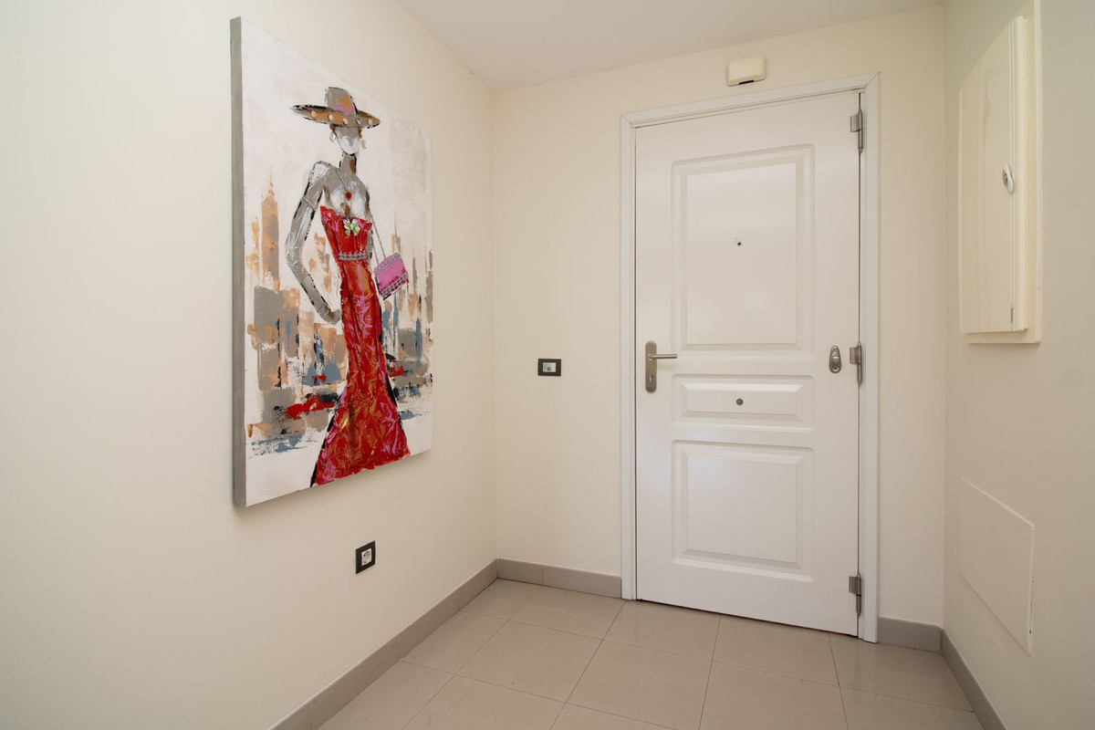 Appartement te koop in El Paraiso | 2 slaapkamers H4671403