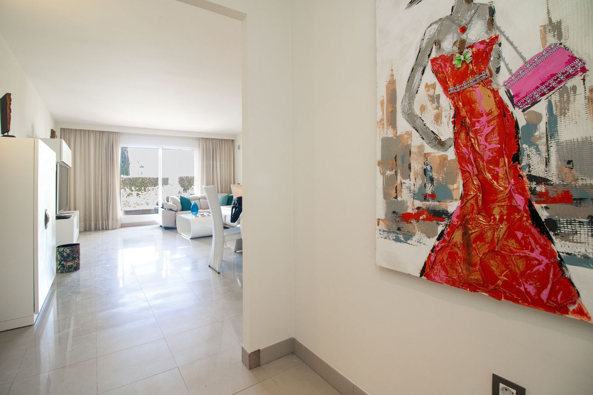 Appartement te koop in El Paraiso | 2 slaapkamers H4671403