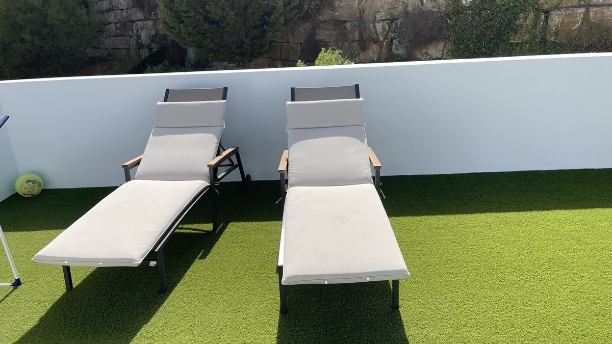 Appartement te koop in El Paraiso | 3 slaapkamers H5020621