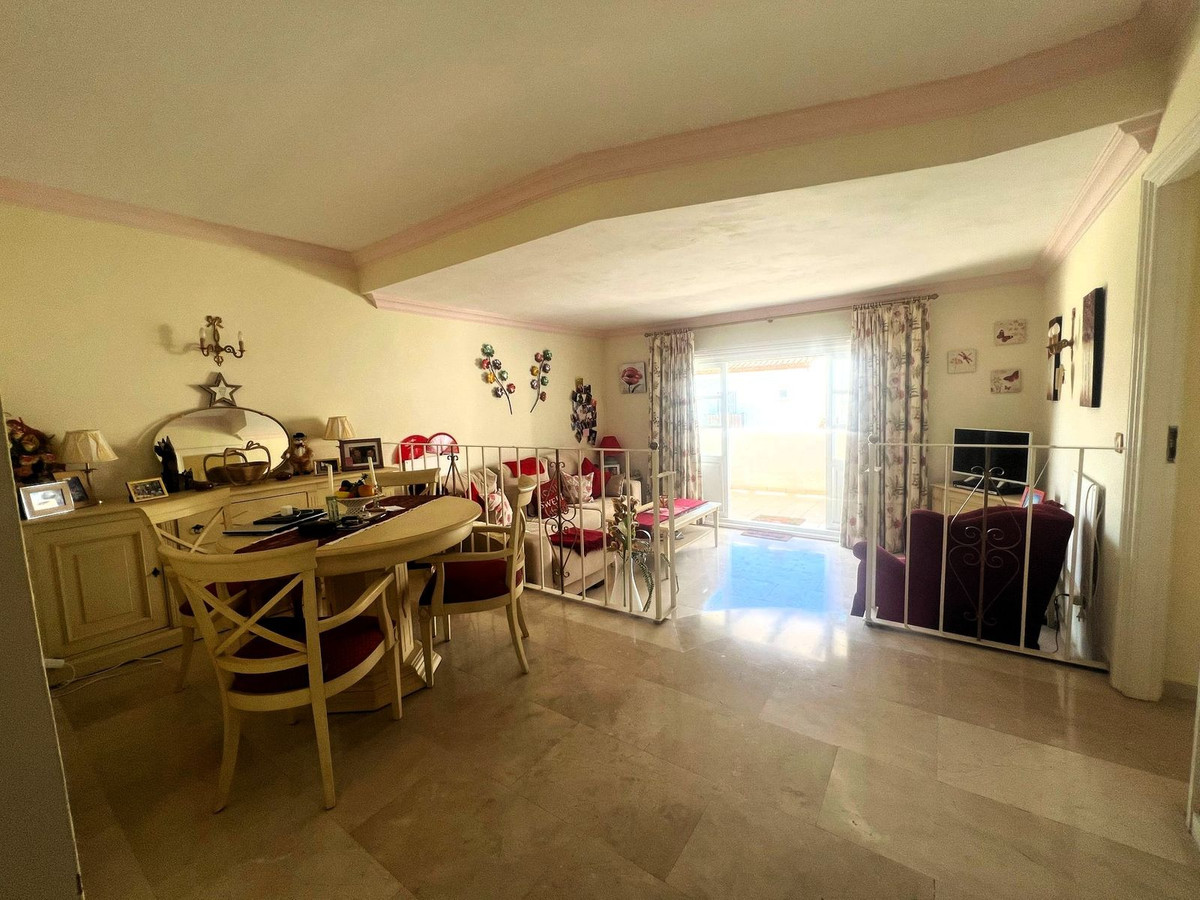 Tussenverdieping Appartement in El Paraiso-3