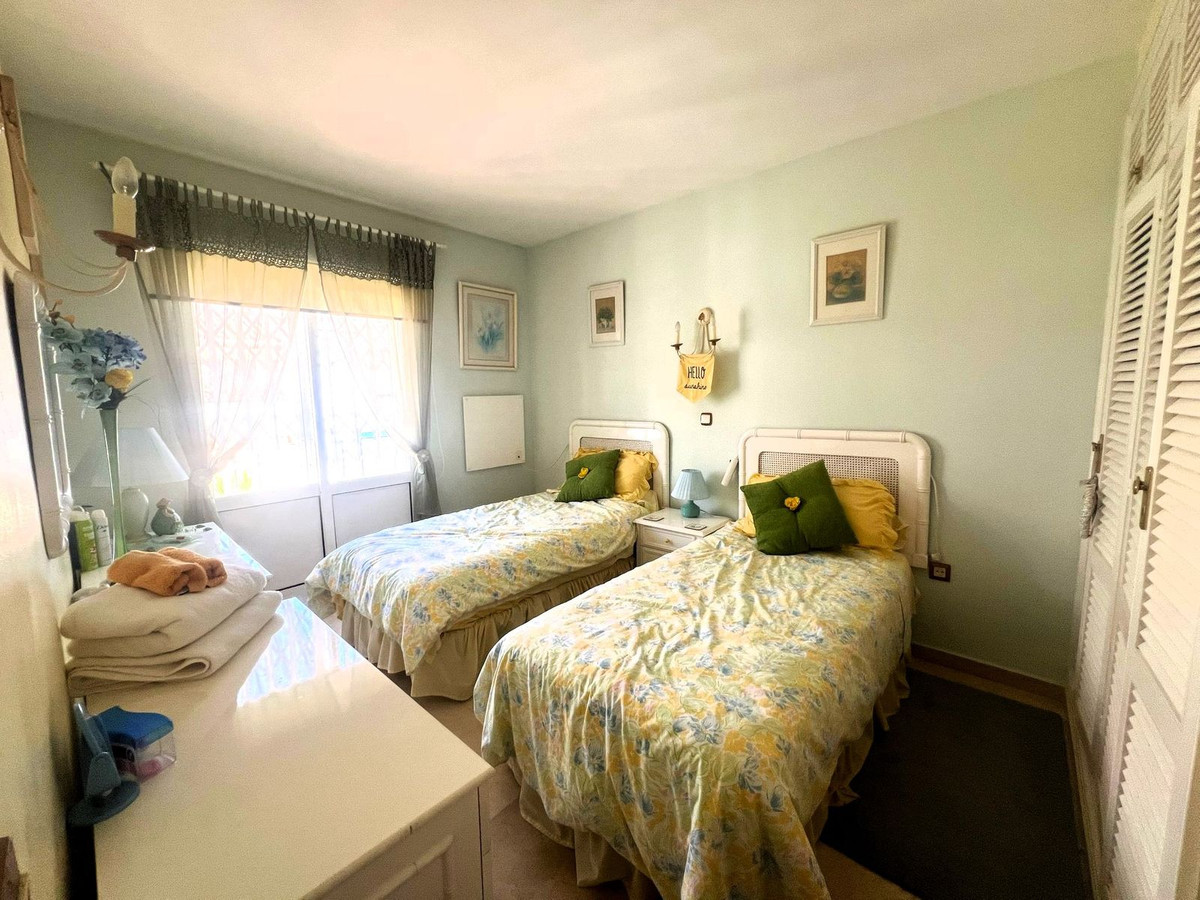 Tussenverdieping Appartement in El Paraiso-8