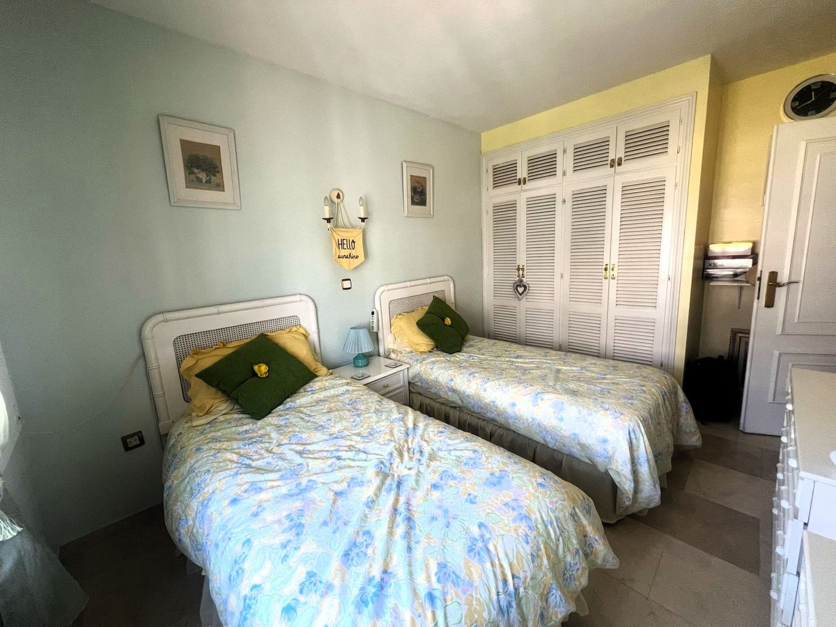 Tussenverdieping Appartement in El Paraiso-9