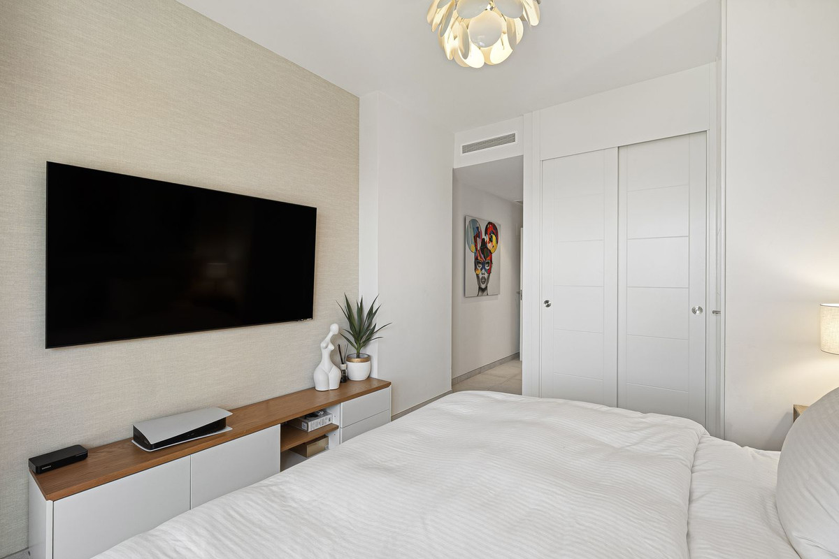 Appartement te koop in El Paraiso | 2 slaapkamers H5058754