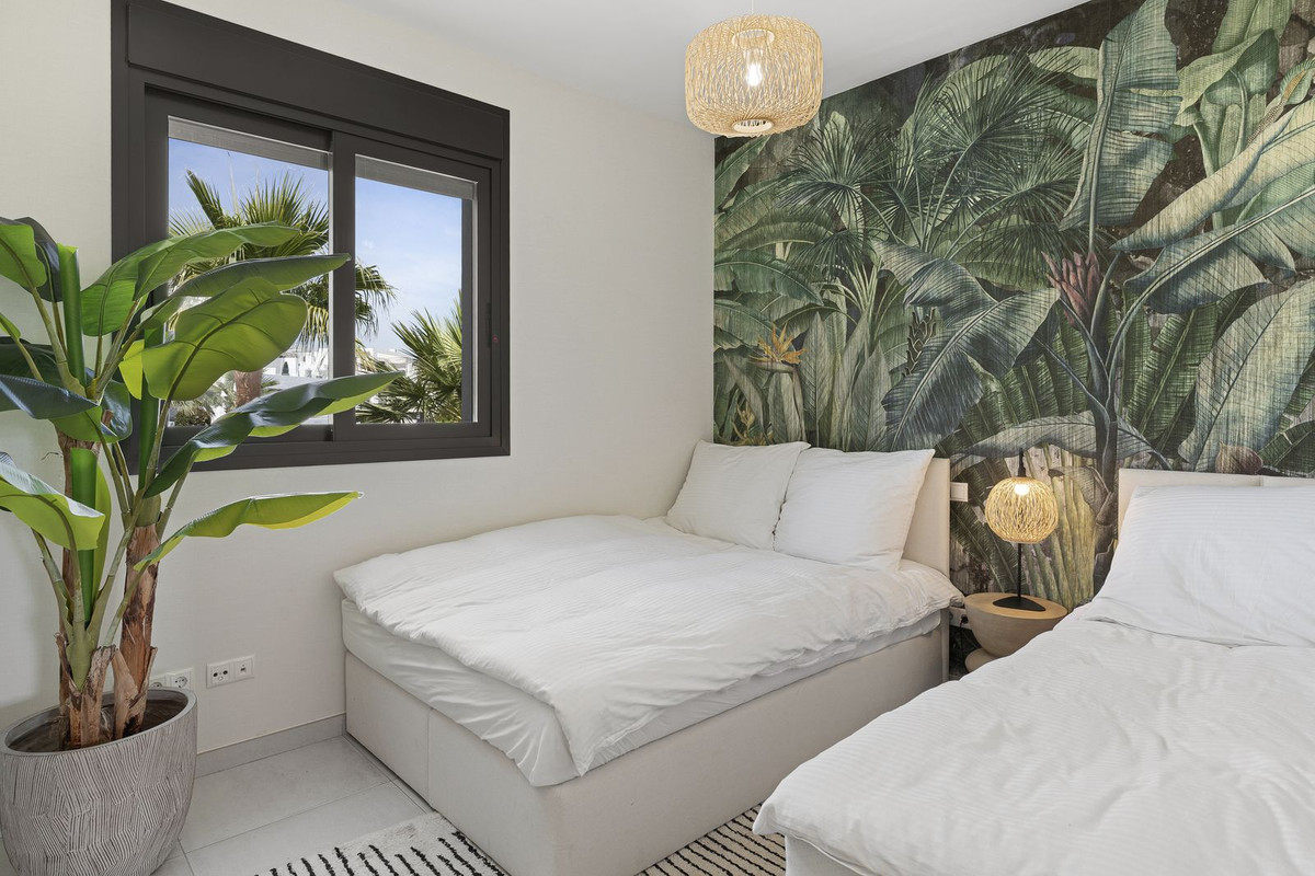 Appartement te koop in El Paraiso | 2 slaapkamers H5058754
