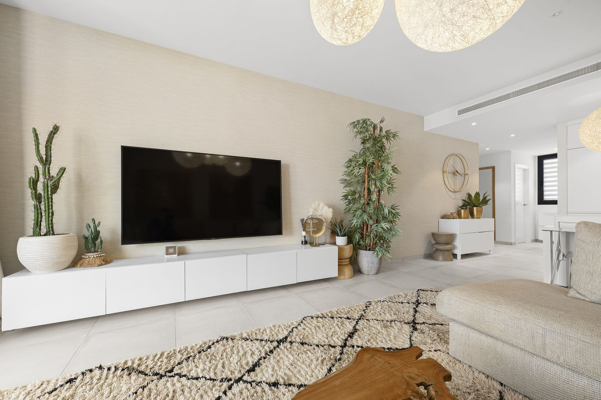Appartement te koop in El Paraiso | 2 slaapkamers H5058754