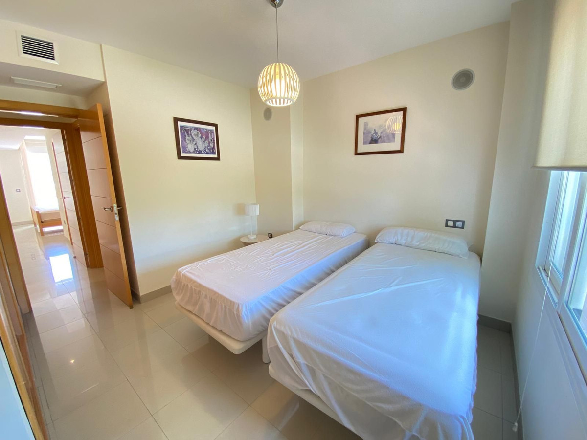 Appartement te koop in El Paraiso | 3 slaapkamers H5073313