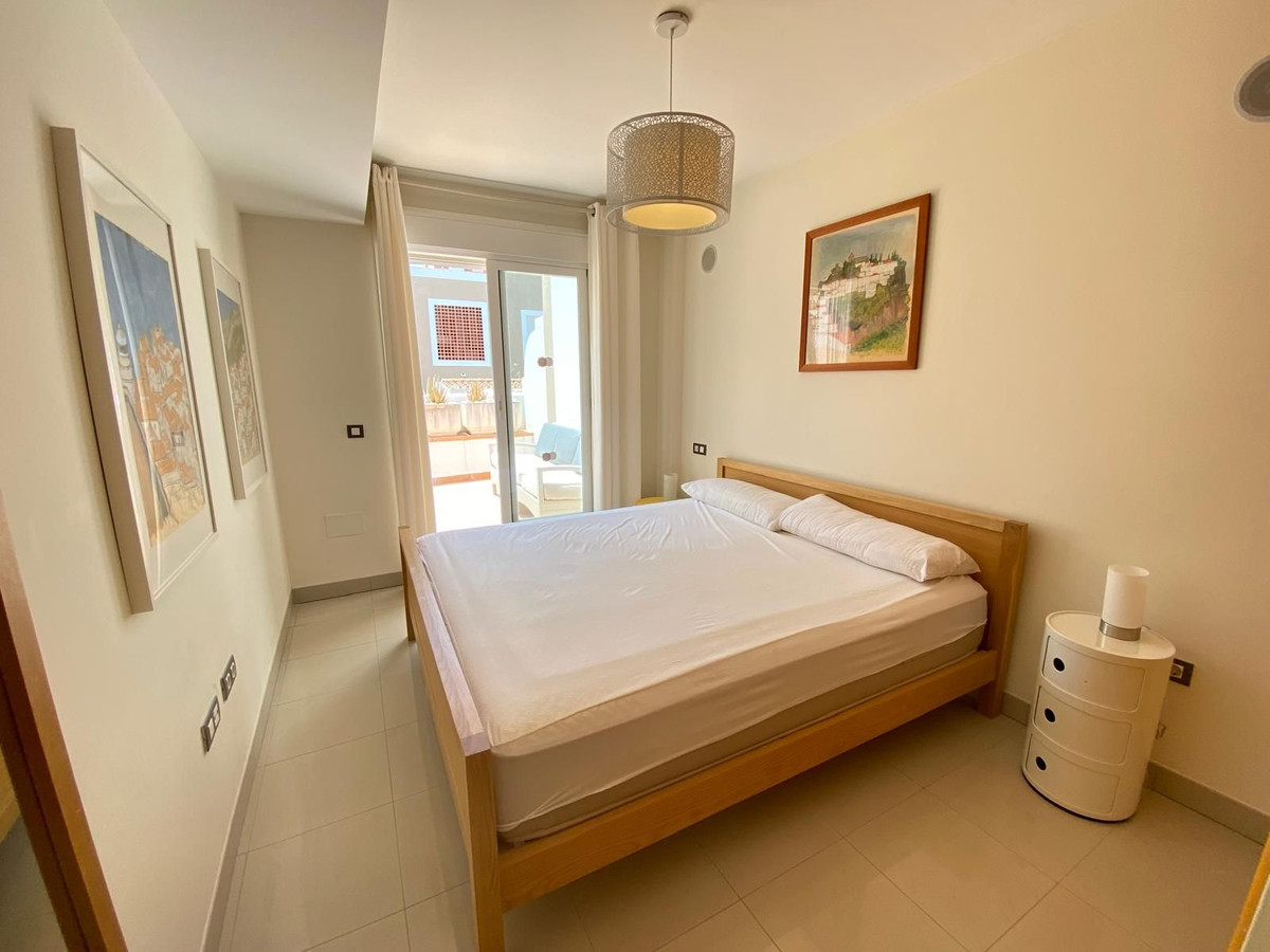 Appartement te koop in El Paraiso | 3 slaapkamers H5073313