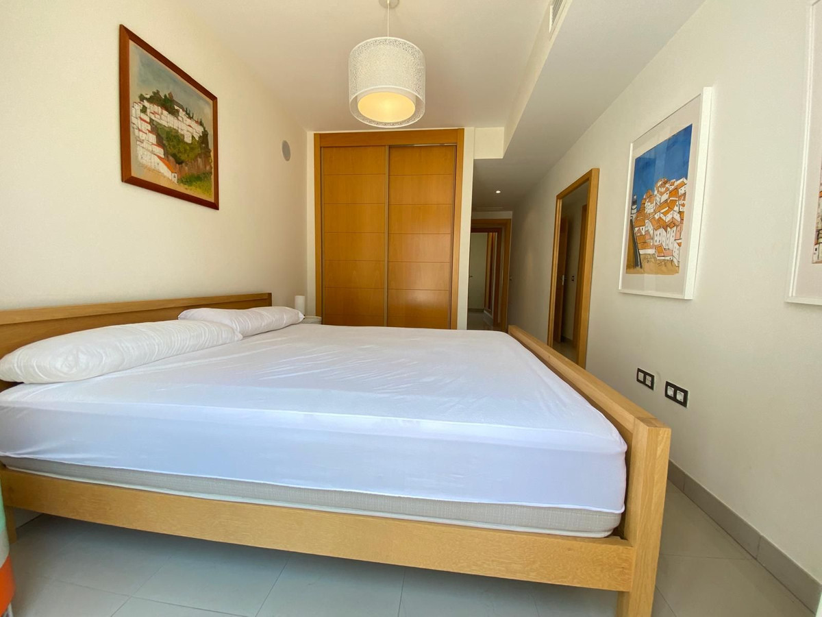 Appartement te koop in El Paraiso | 3 slaapkamers H5073313