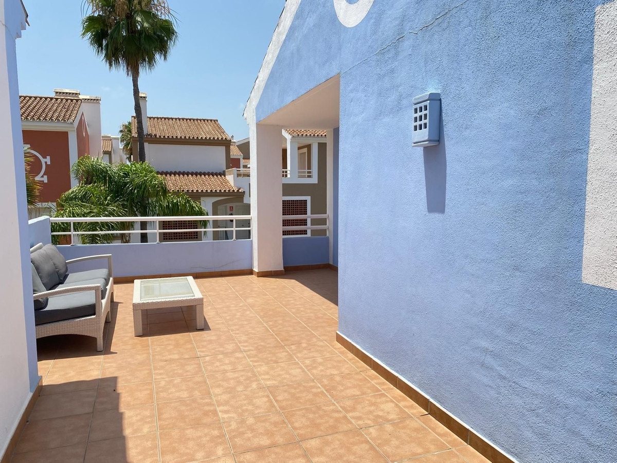 Appartement te koop in El Paraiso | 3 slaapkamers H5073313