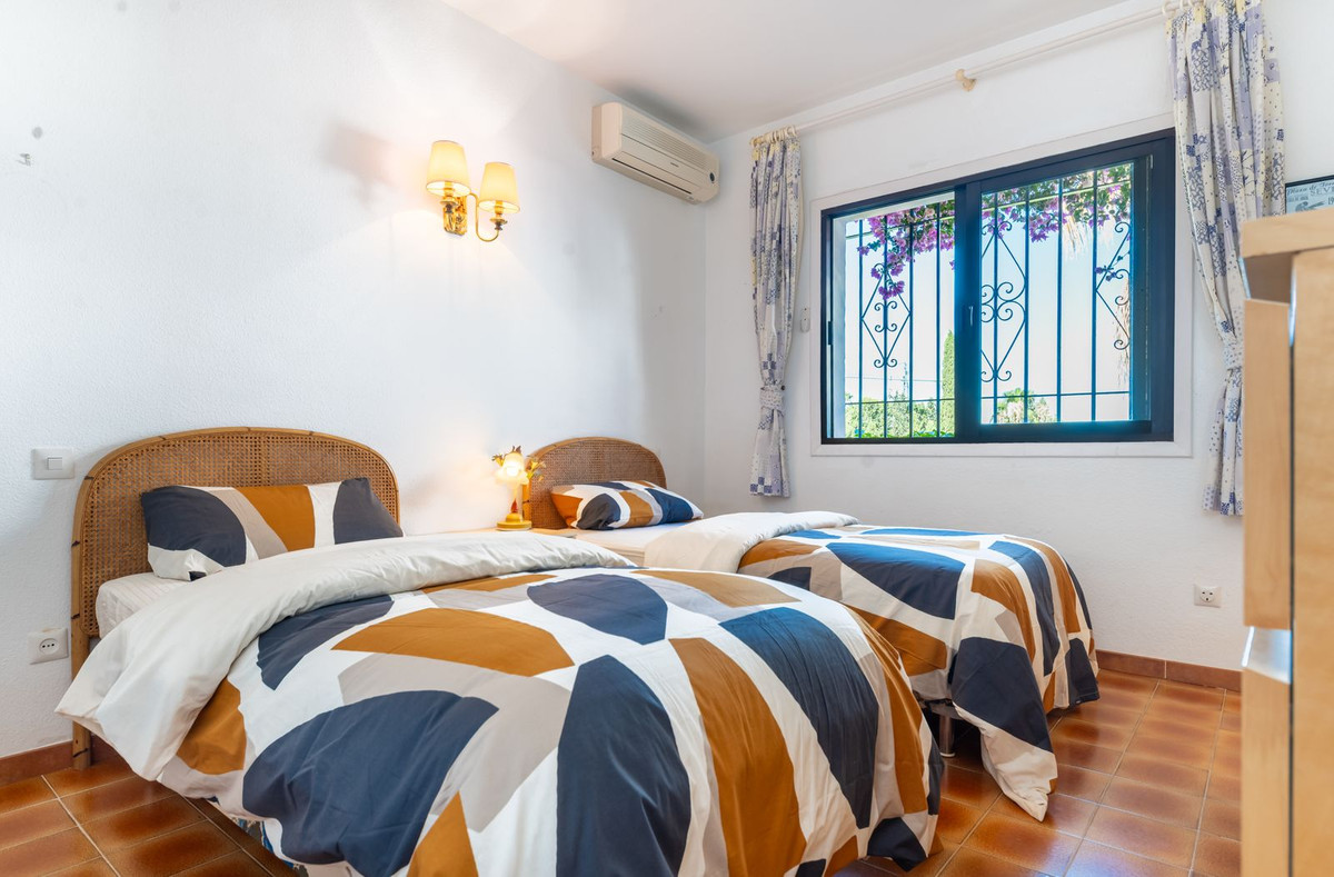 Apartment for sale in El Paraiso | 2 bedrooms H5075278