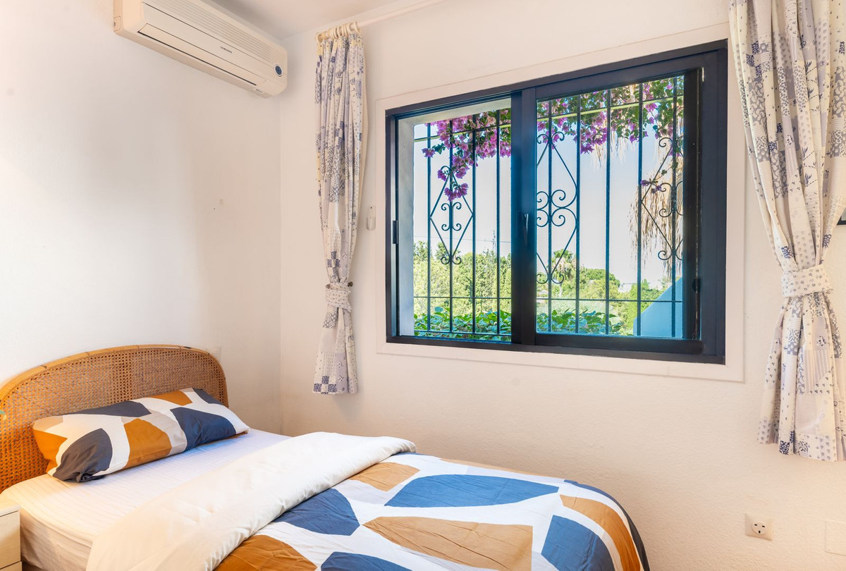 Apartment for sale in El Paraiso | 2 bedrooms H5075278