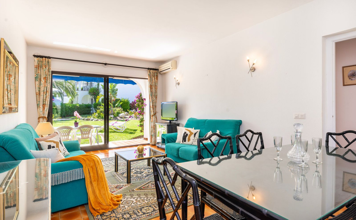 Apartment for sale in El Paraiso | 2 bedrooms H5075278