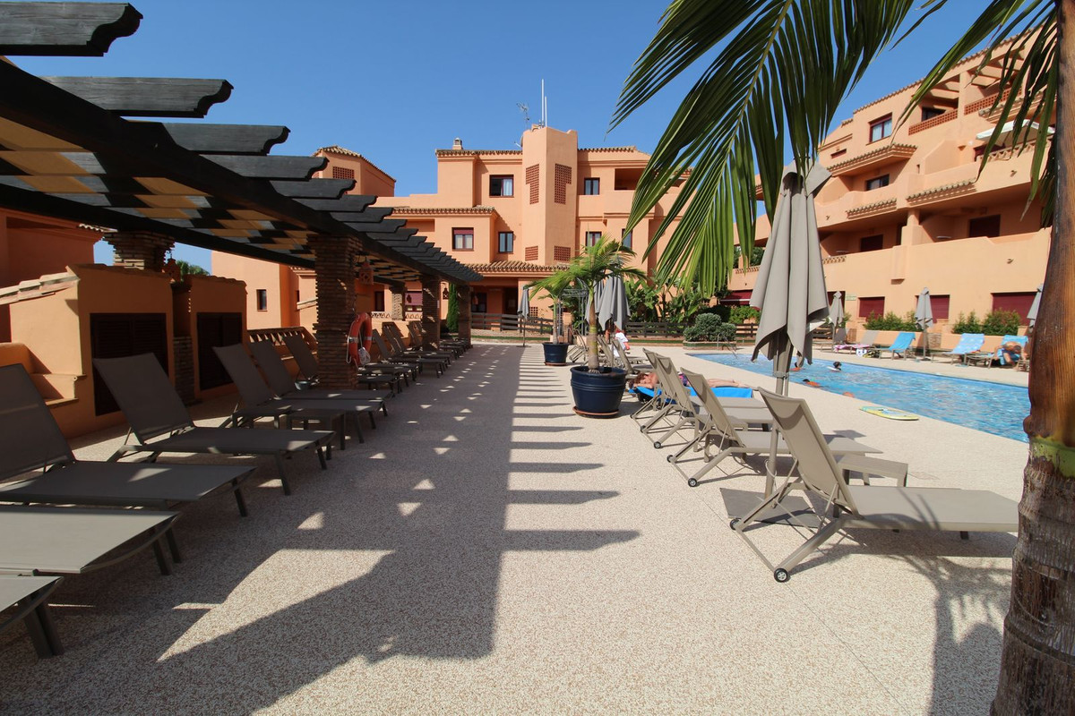 Appartement te koop in El Paraiso | 2 slaapkamers H5076178