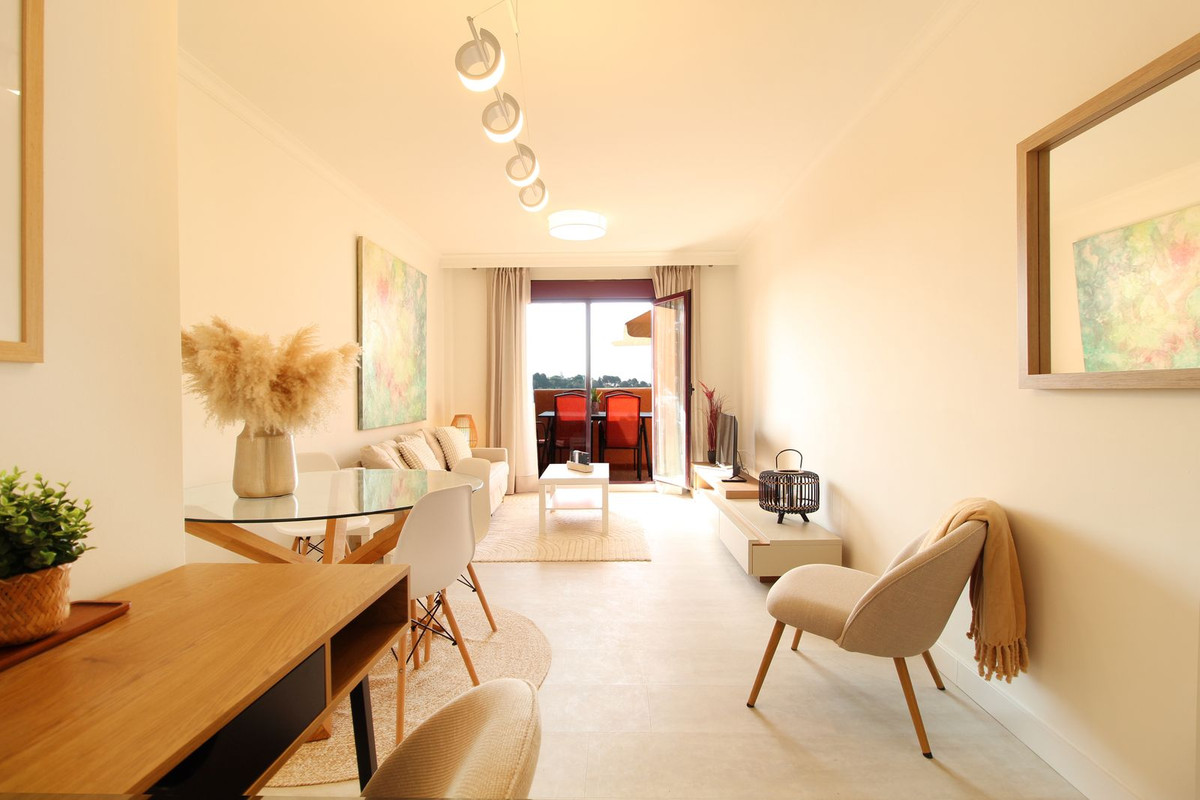 Appartement te koop in El Paraiso | 2 slaapkamers H5076178