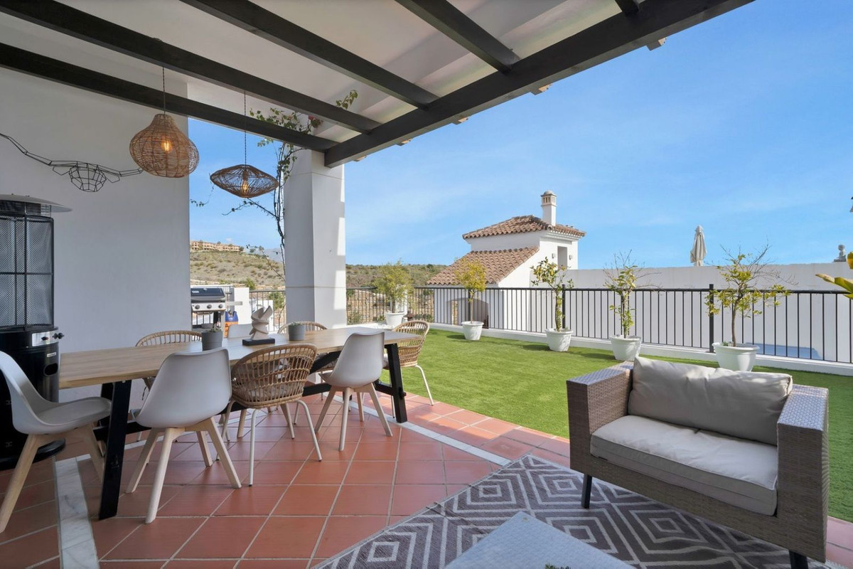 Appartement te koop in El Paraiso | 3 slaapkamers H5079178