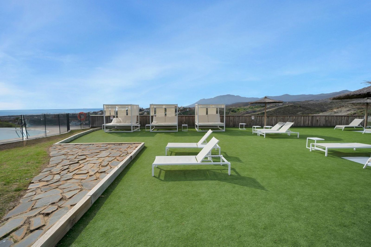 Appartement te koop in El Paraiso | 3 slaapkamers H5079178