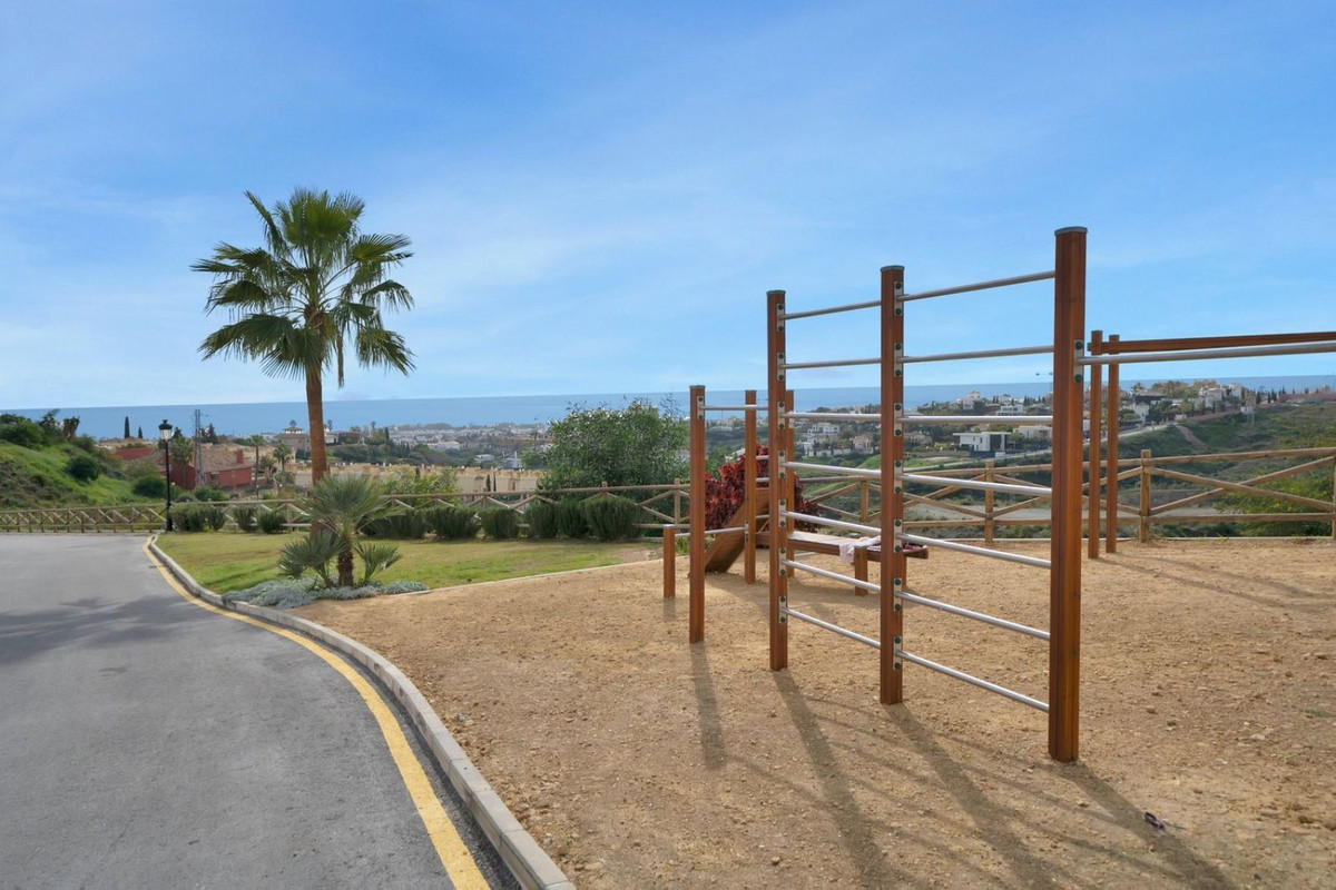 Appartement te koop in El Paraiso | 3 slaapkamers H5079178