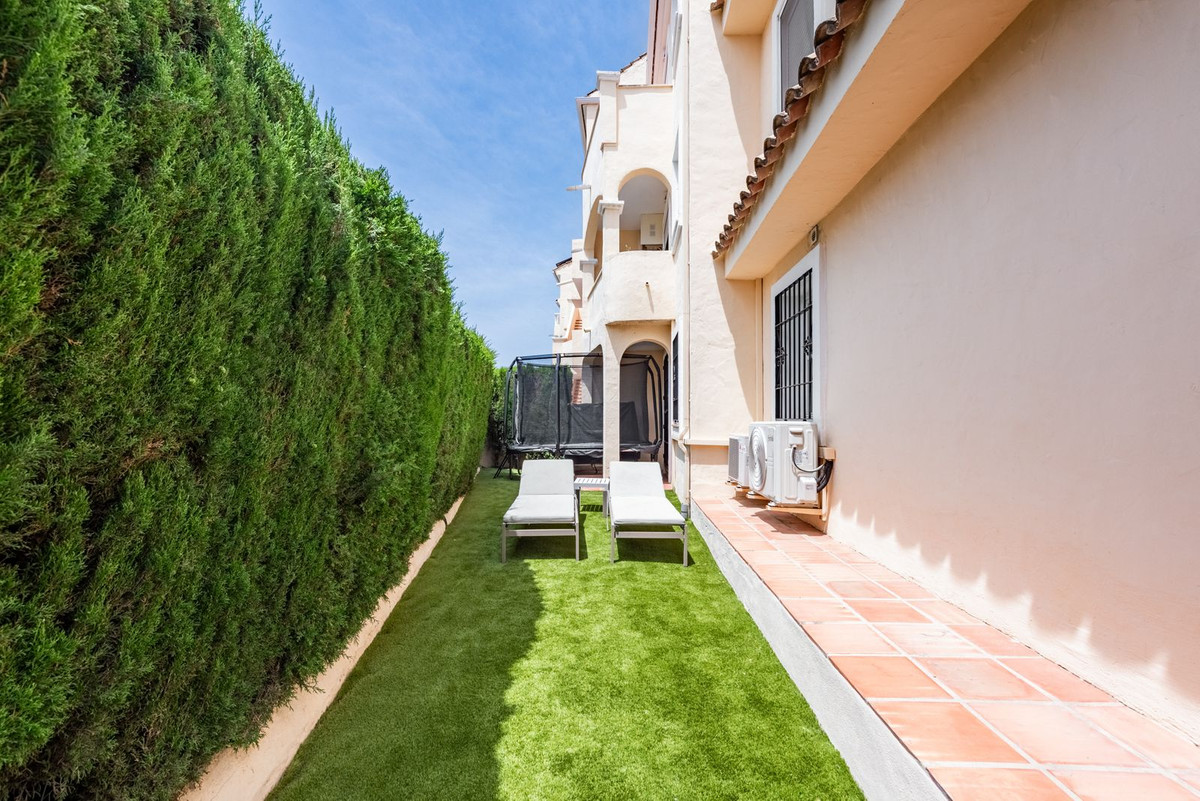 Appartement te koop in El Paraiso | 3 slaapkamers H5084116