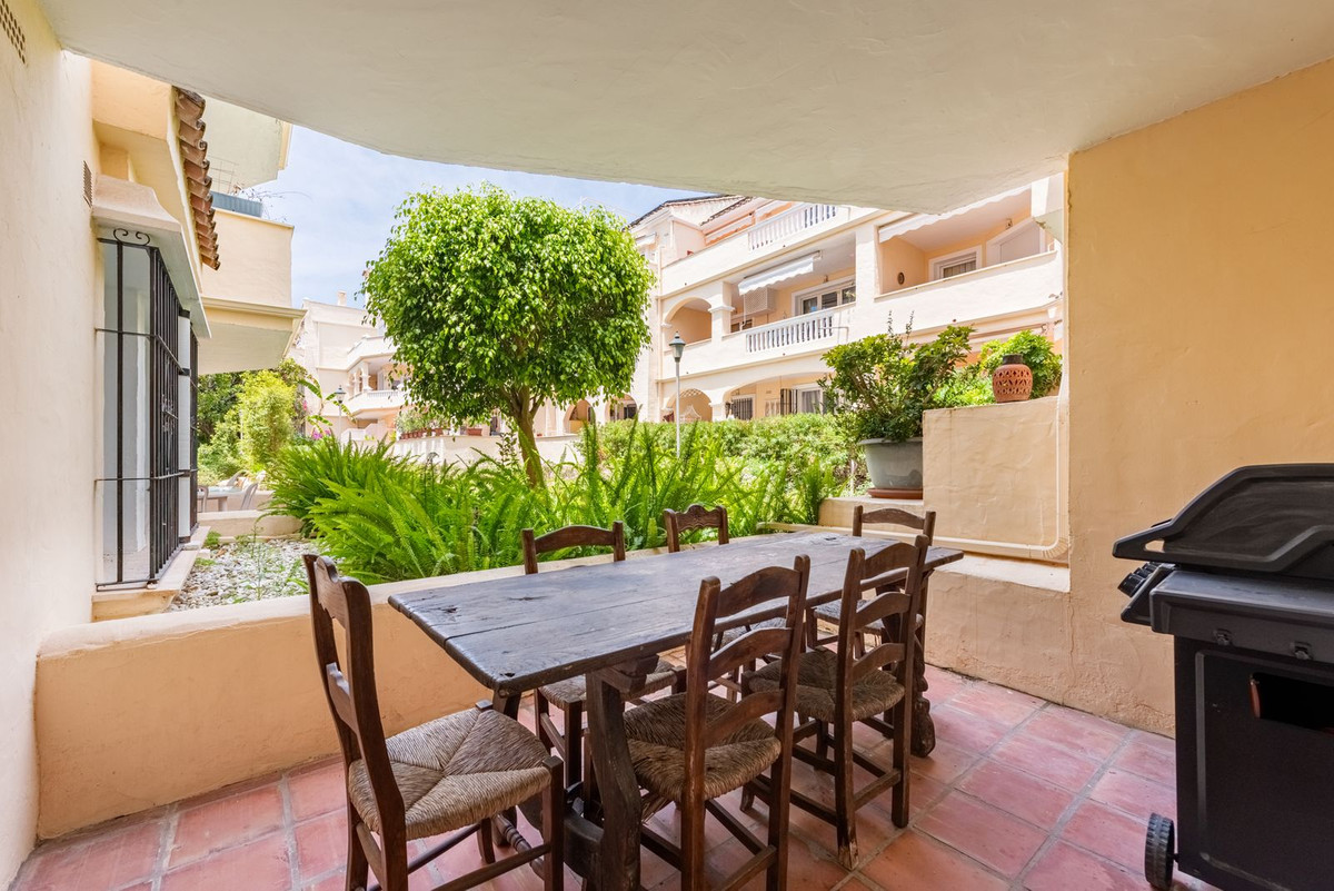 Appartement te koop in El Paraiso | 3 slaapkamers H5084116