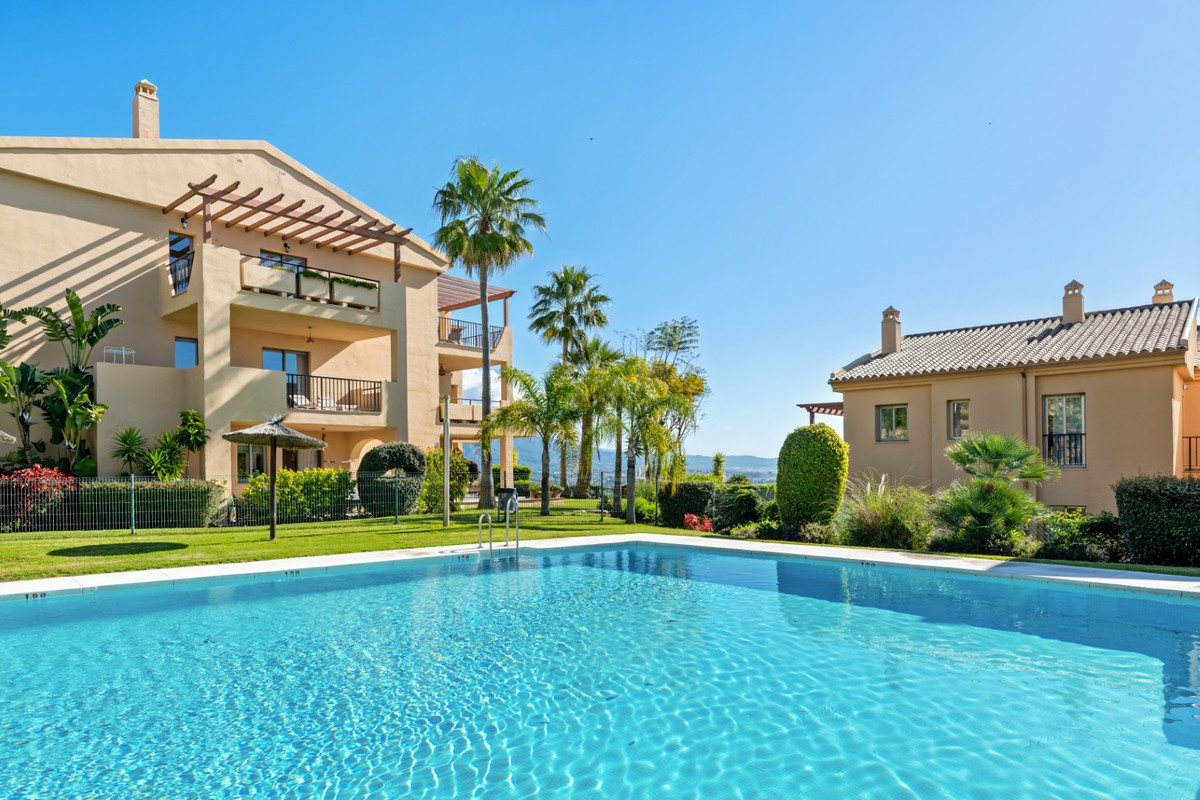 Appartement te koop in El Paraiso | 3 slaapkamers H5104552