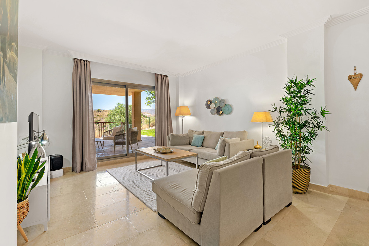 Appartement te koop in El Paraiso | 3 slaapkamers H5104552