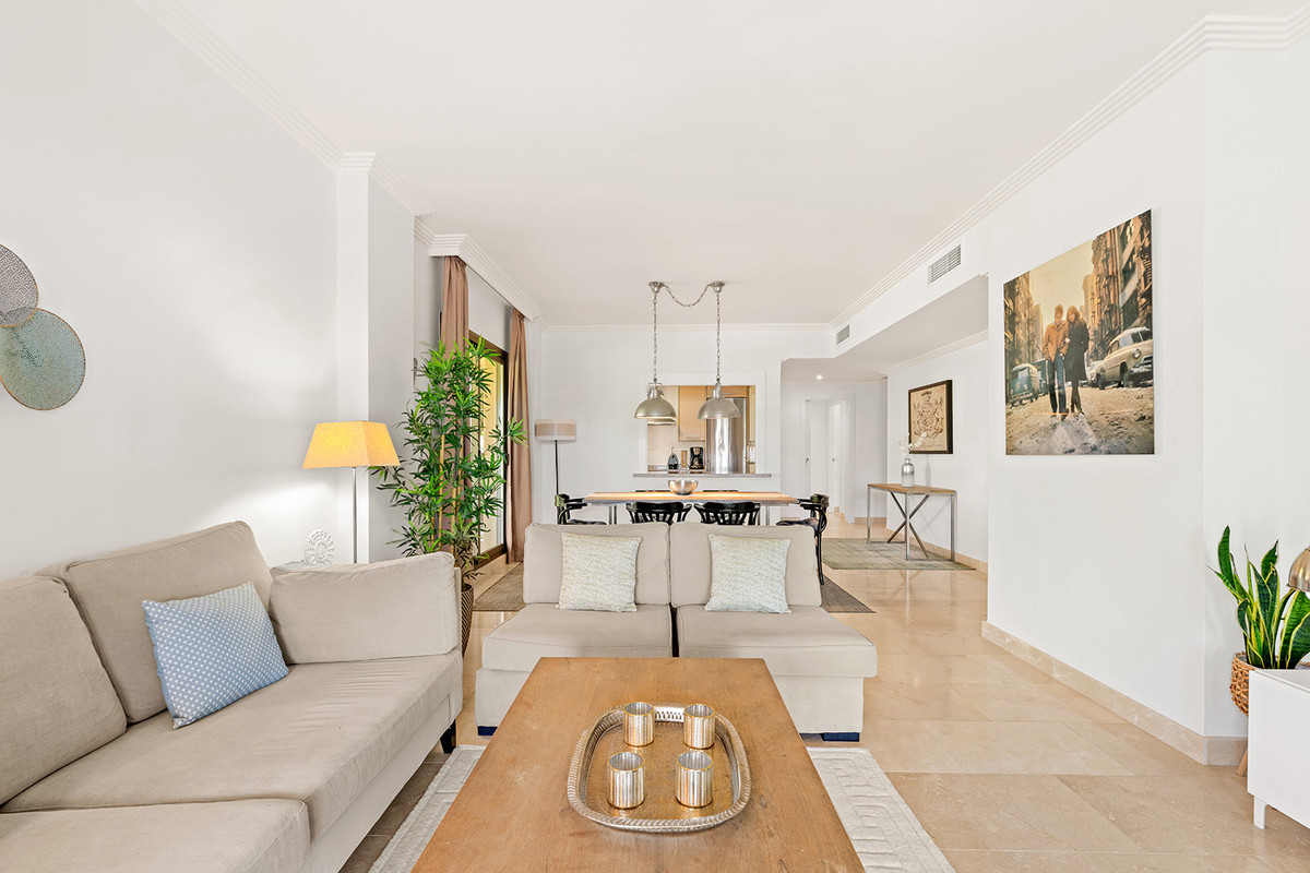 Appartement te koop in El Paraiso | 3 slaapkamers H5104552