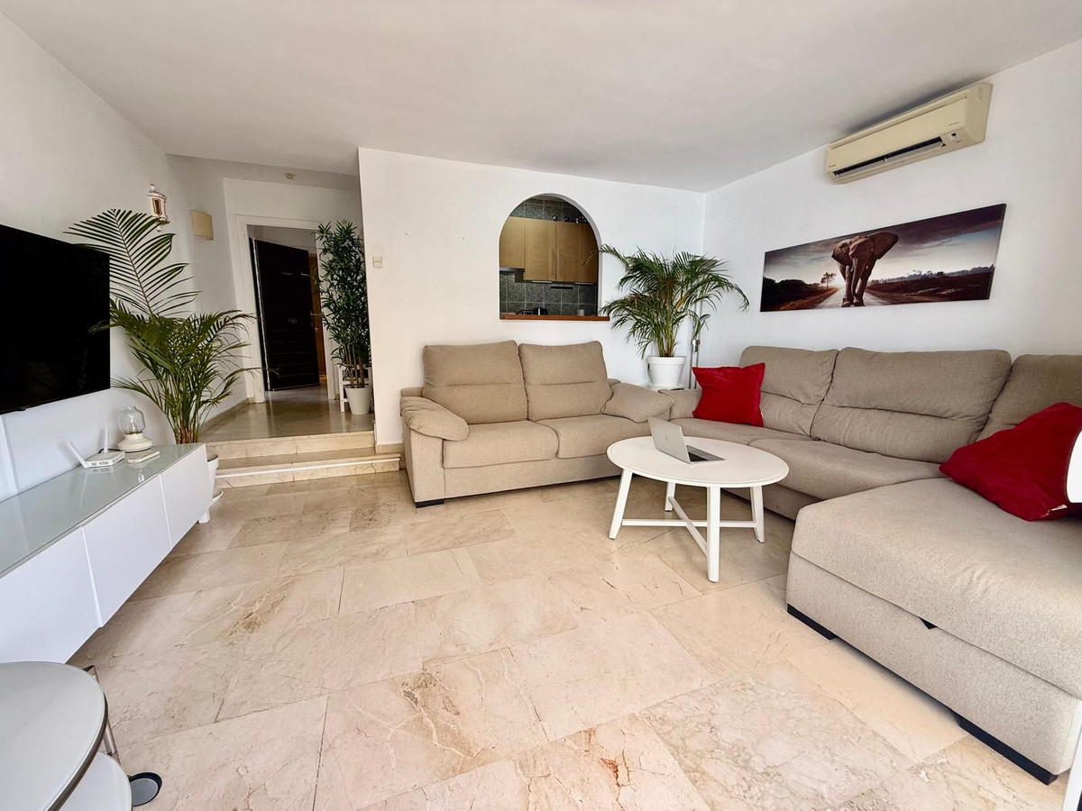 Appartement te koop in El Paraiso | 1 slaapkamers H5104729