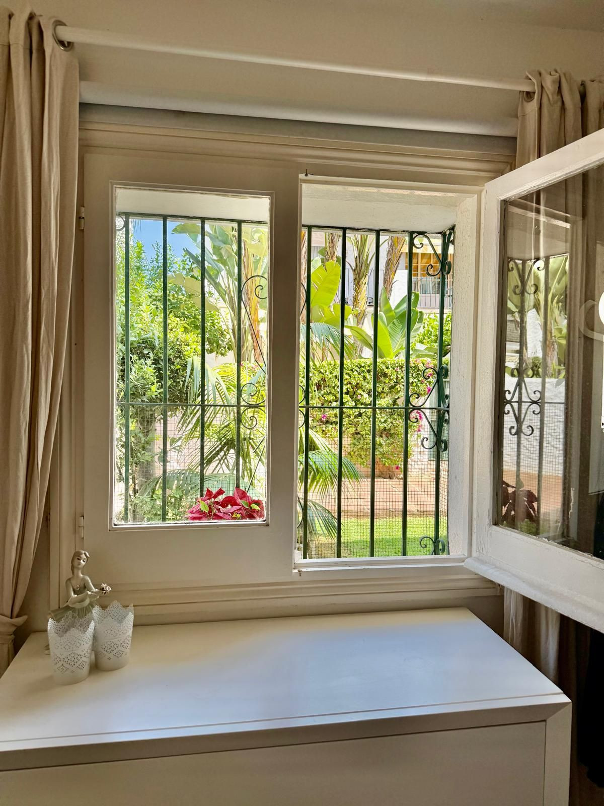 Appartement te koop in El Paraiso | 1 slaapkamers H5104729