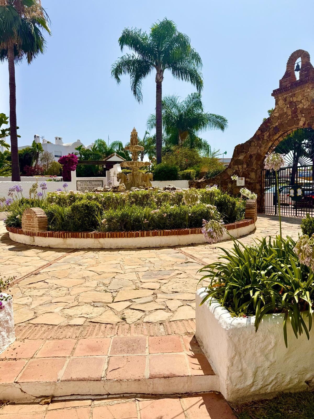 Appartement te koop in El Paraiso | 1 slaapkamers H5104729