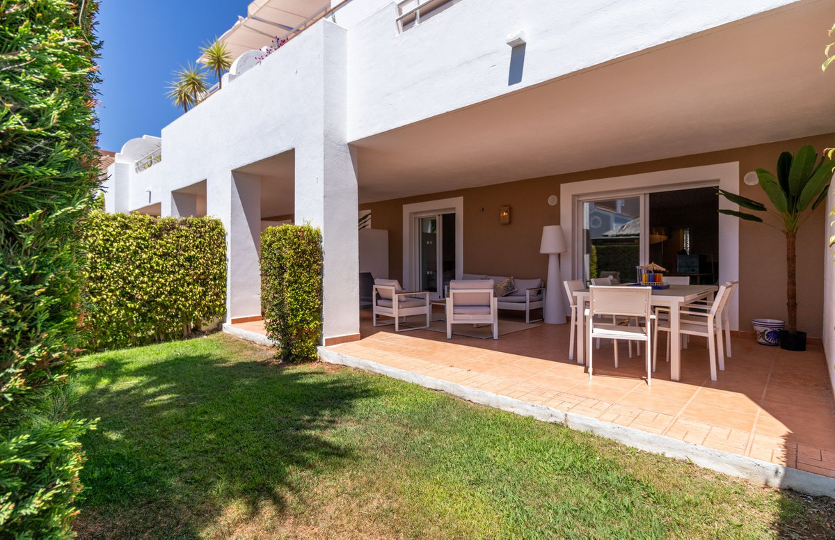 Appartement te koop in El Paraiso | 2 slaapkamers H5119618