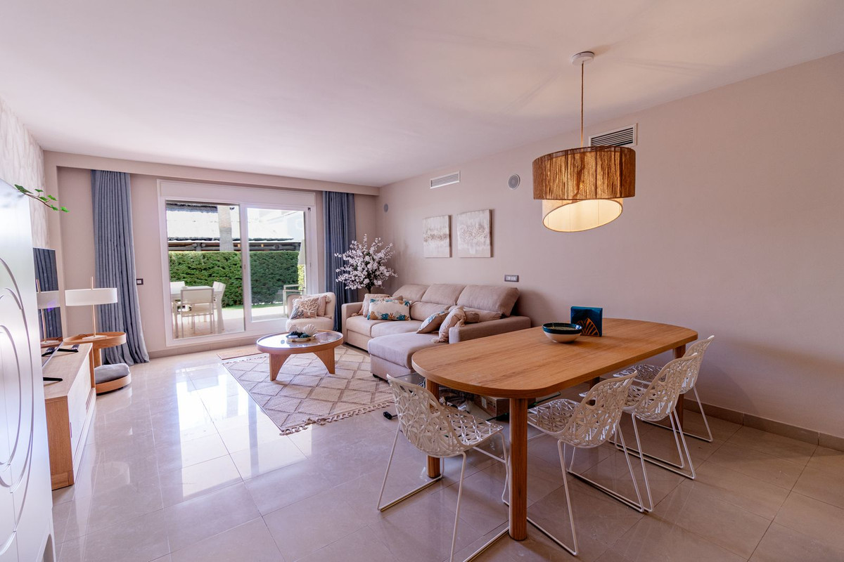 Appartement te koop in El Paraiso | 2 slaapkamers H5119618