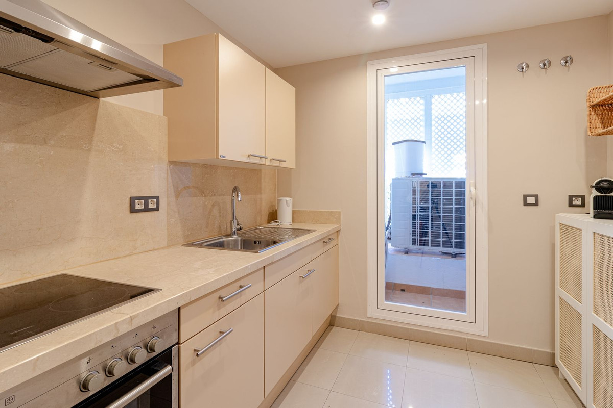 Appartement te koop in El Paraiso | 2 slaapkamers H5119618