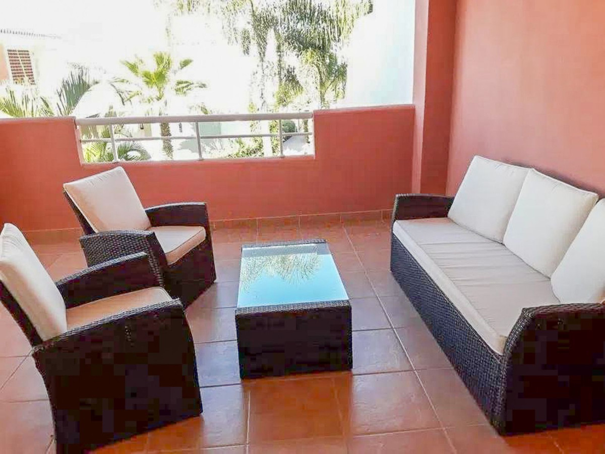 Appartement te koop in El Paraiso | 2 slaapkamers H5120521
