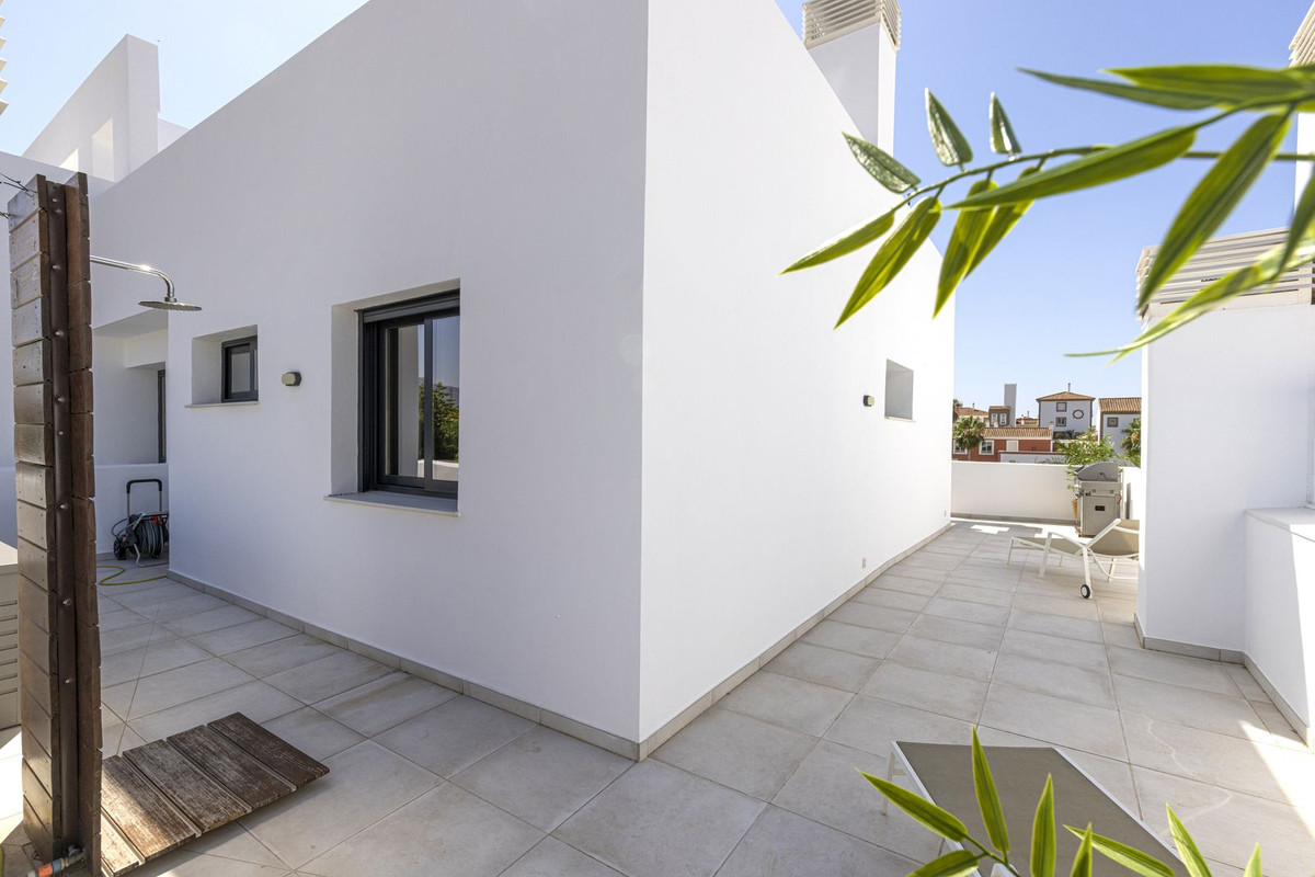 Appartement te koop in El Paraiso | 2 slaapkamers H5121592
