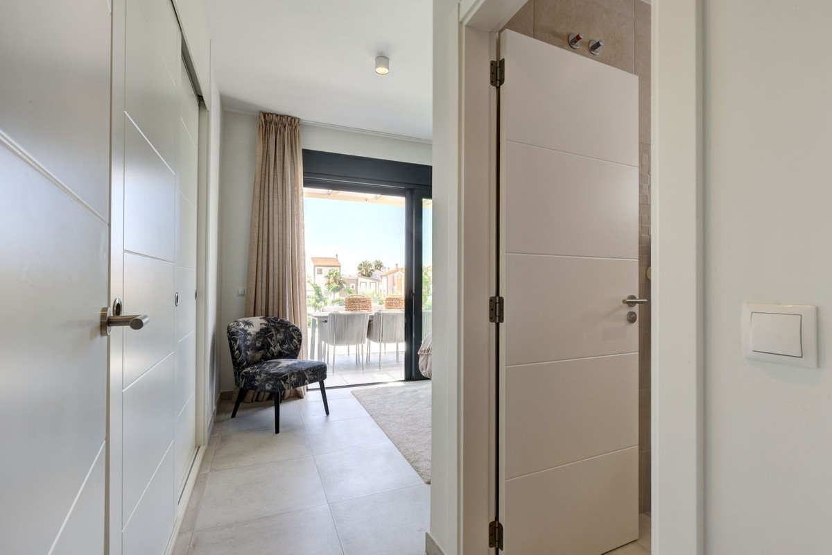 Appartement te koop in El Paraiso | 2 slaapkamers H5121592