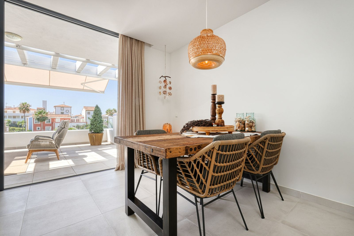 Appartement te koop in El Paraiso | 2 slaapkamers H5121592