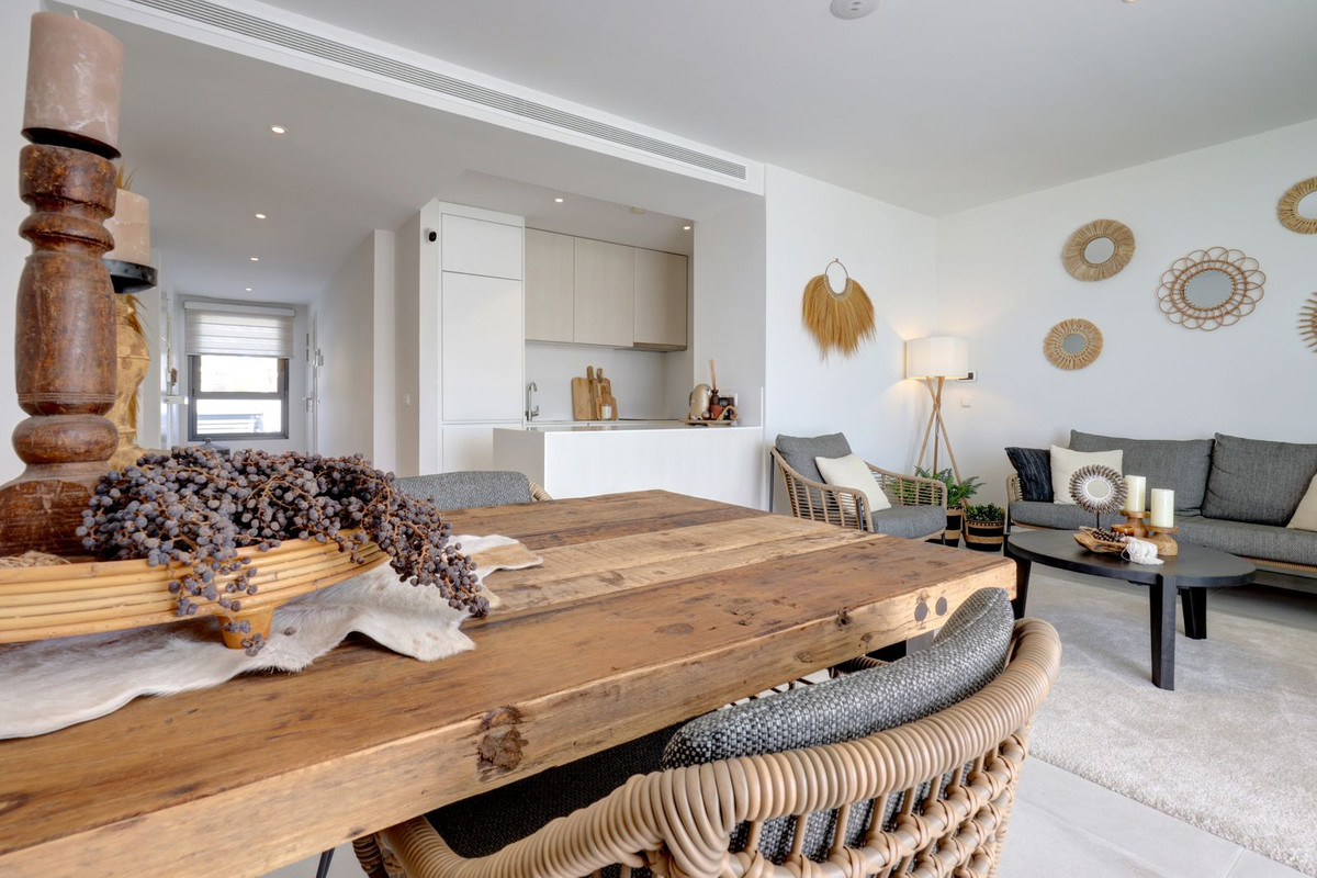 Appartement te koop in El Paraiso | 2 slaapkamers H5121592