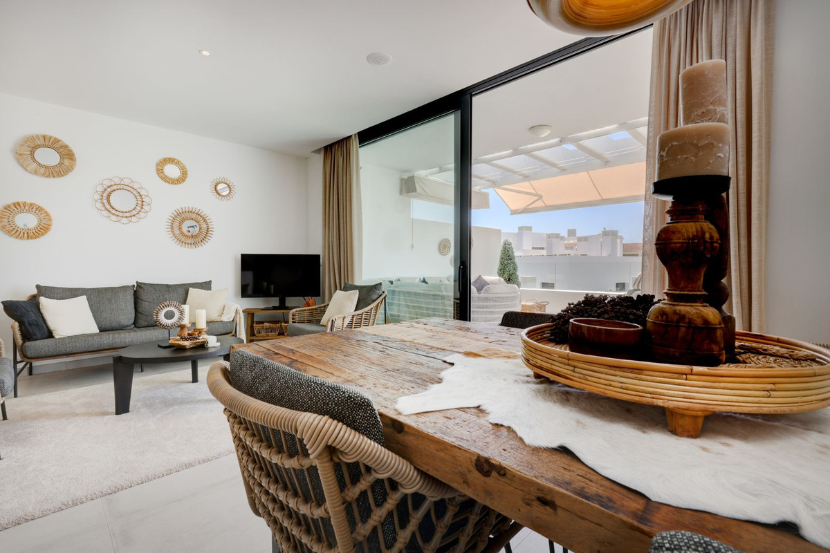 Appartement te koop in El Paraiso | 2 slaapkamers H5121592