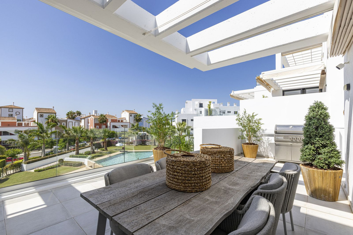 Appartement te koop in El Paraiso | 2 slaapkamers H5121592
